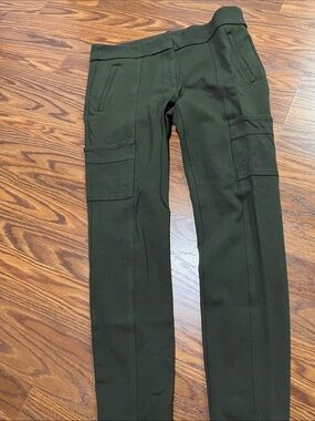 LOFT Women’s Skinny Cargo Pants in Dark Olive ponte stretch